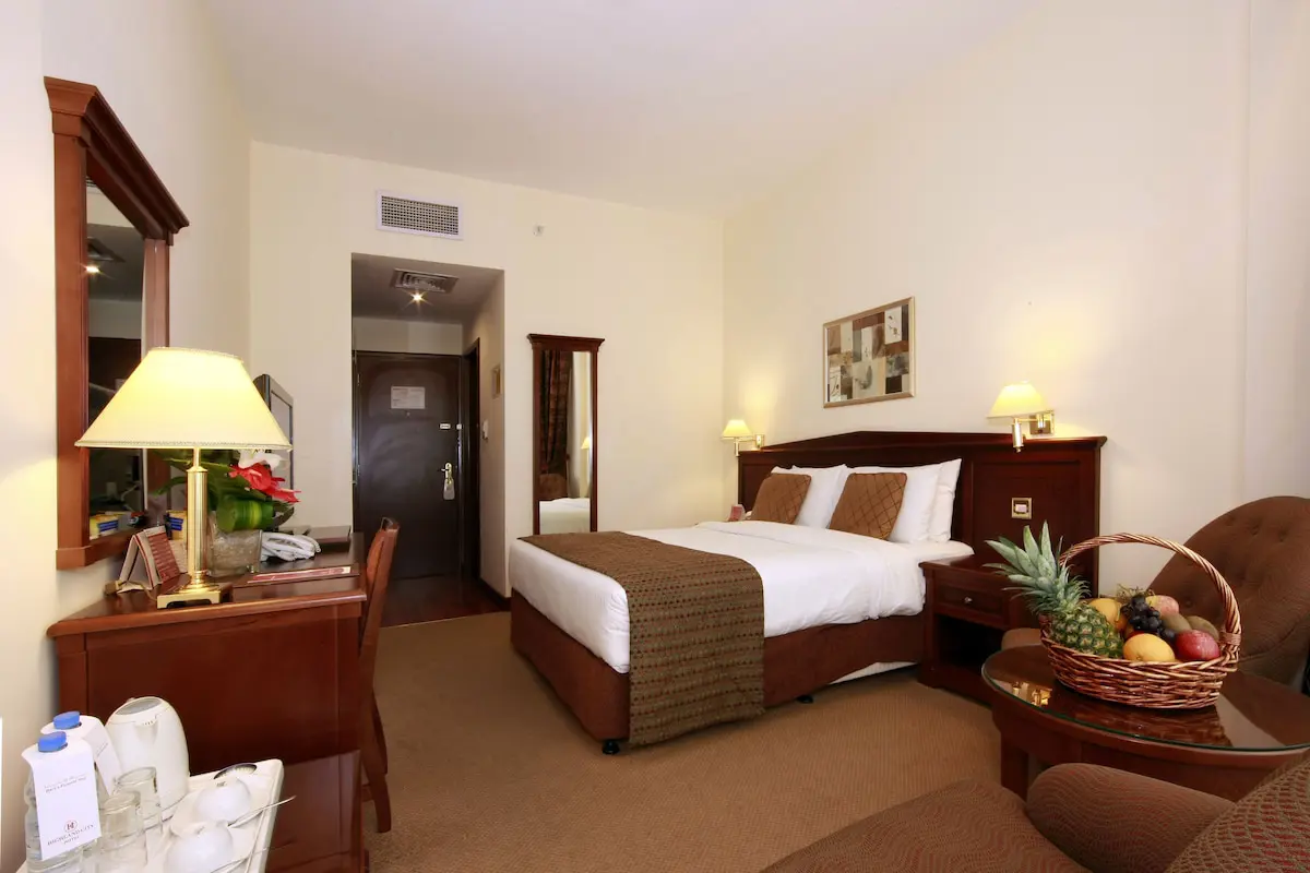 اتاق هتل هاوارد جانسون بای ویندهام بر دبی